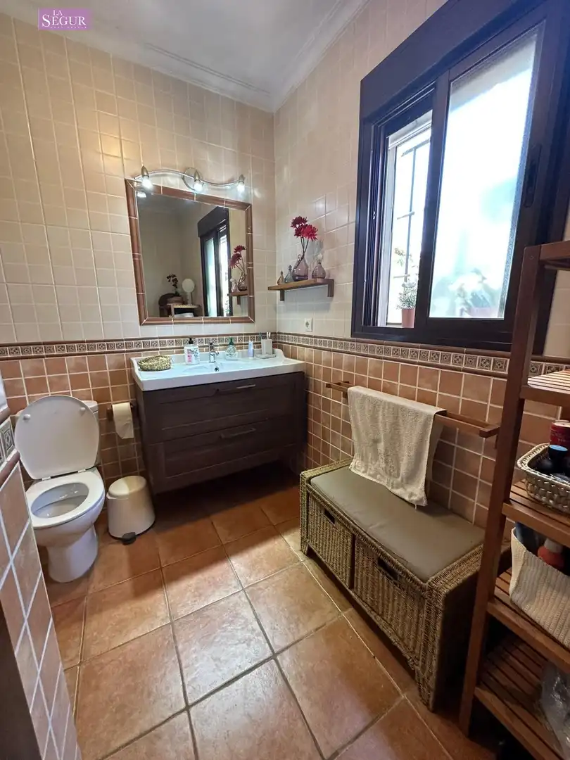 Baño de Casa o chalet en venta en Conil de la Frontera con Aire acondicionado, Jardín privado y Terraza