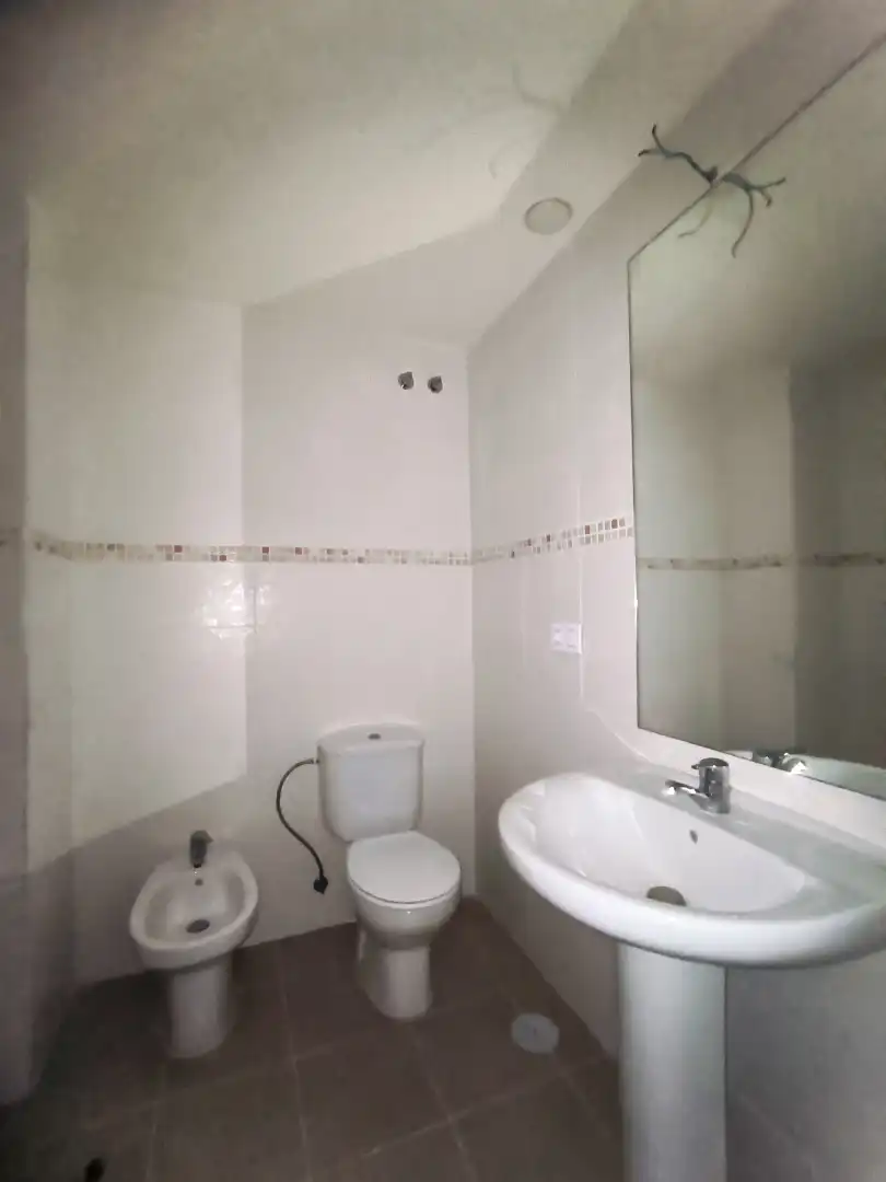Baño de Casa adosada en venta en Espartinas con Terraza