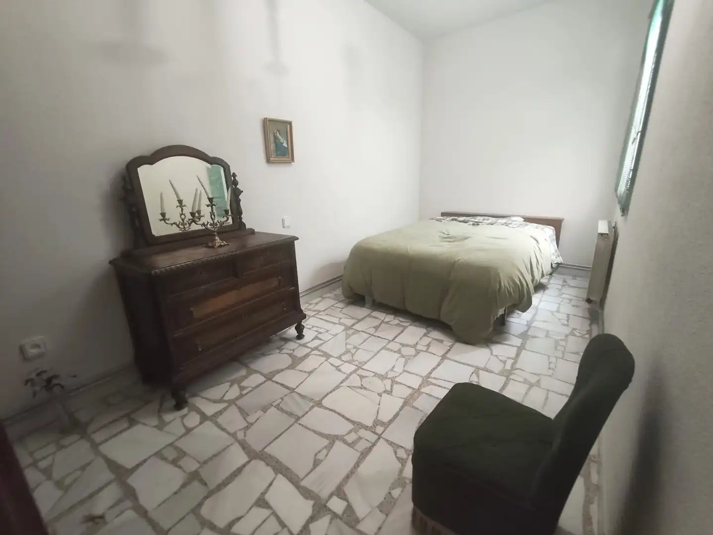 Habitación de Casa adosada en venta en Casarrubios del Monte con Calefacción, Jardín privado y Terraza