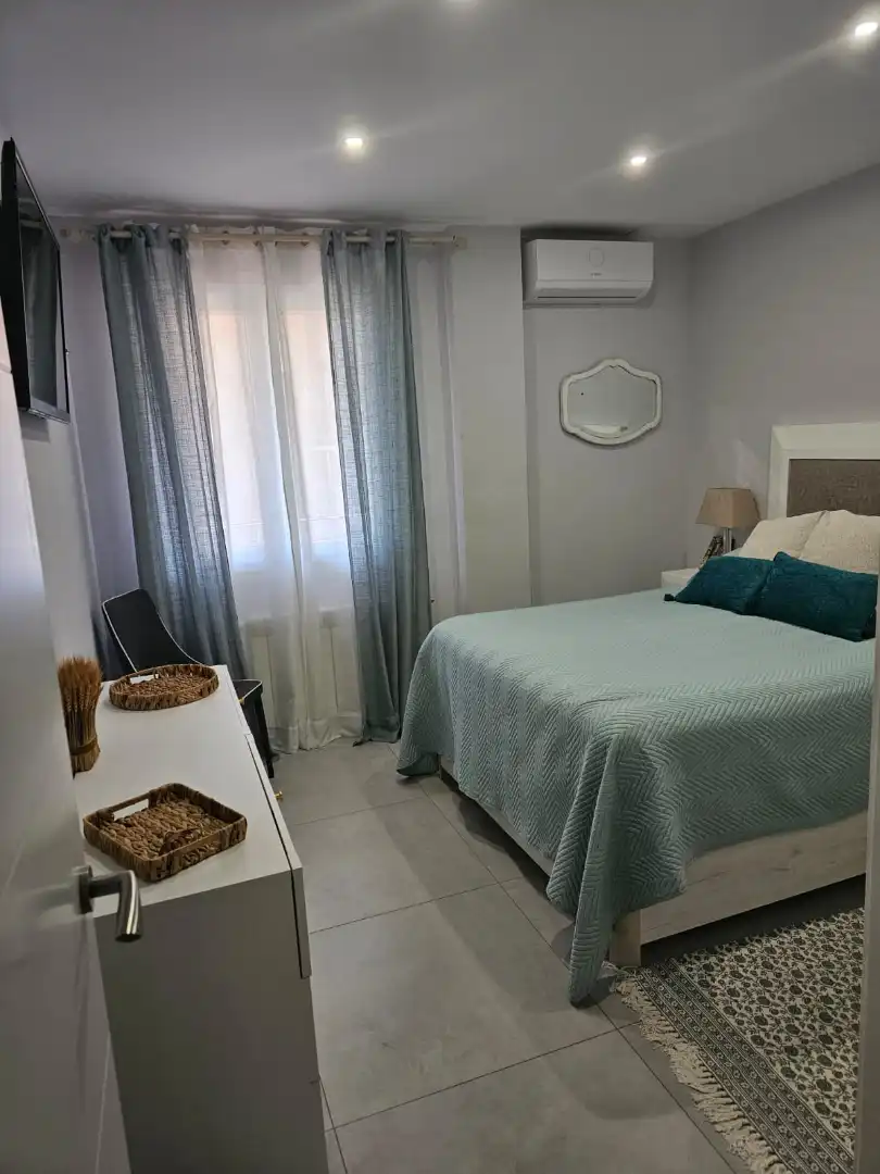 Habitación de Piso en venta en Badajoz con Aire acondicionado, Calefacción y Balcón