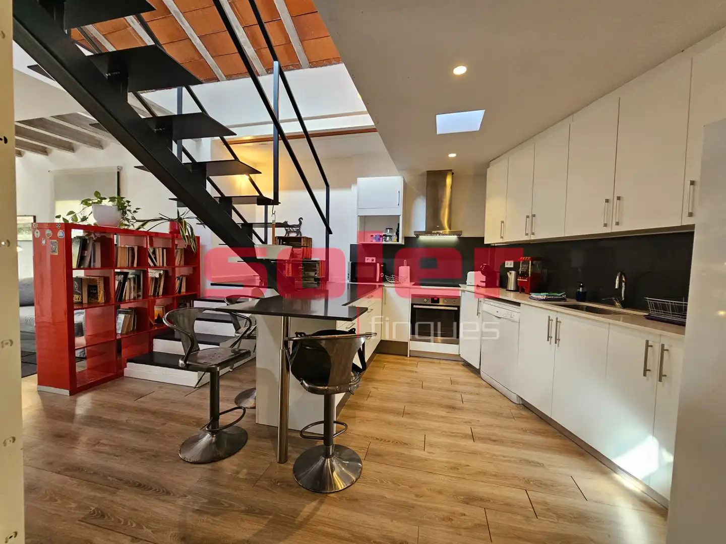Cocina de Casa o chalet en venta en Sant Cugat del Vallès con Aire acondicionado, Calefacción y Jardín privado