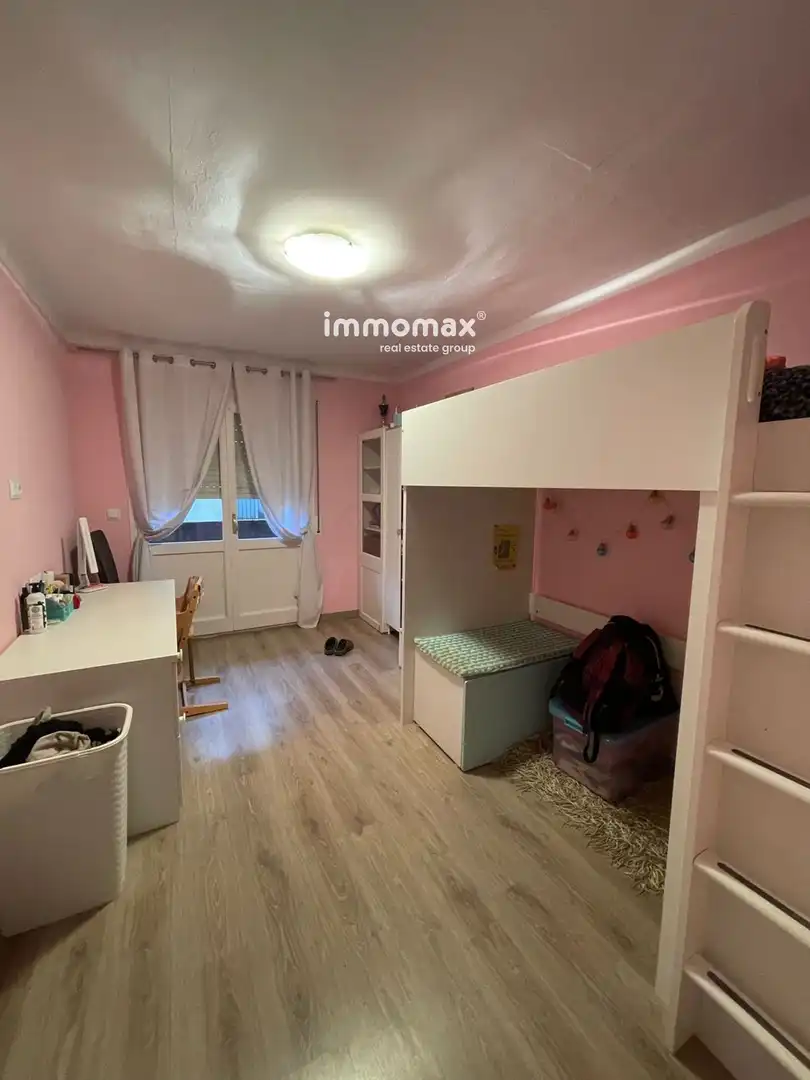 Dormitori de Pis en venda en Mataró amb Aire condicionat, Calefacció i Terrassa
