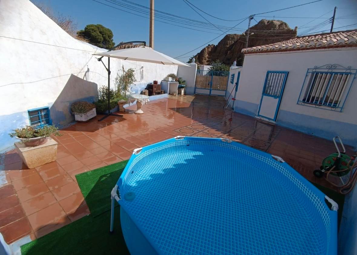 Piscina de Casa o xalet de lloguer en Guadix amb Moblat, Forn i Rentadora