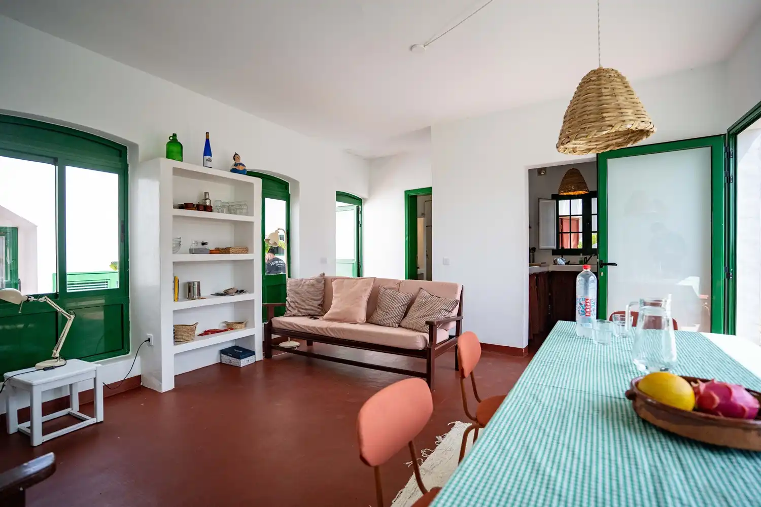 Sala de estar de Casa adosada en venta en Haría con Jardín privado, Terraza y Amueblado