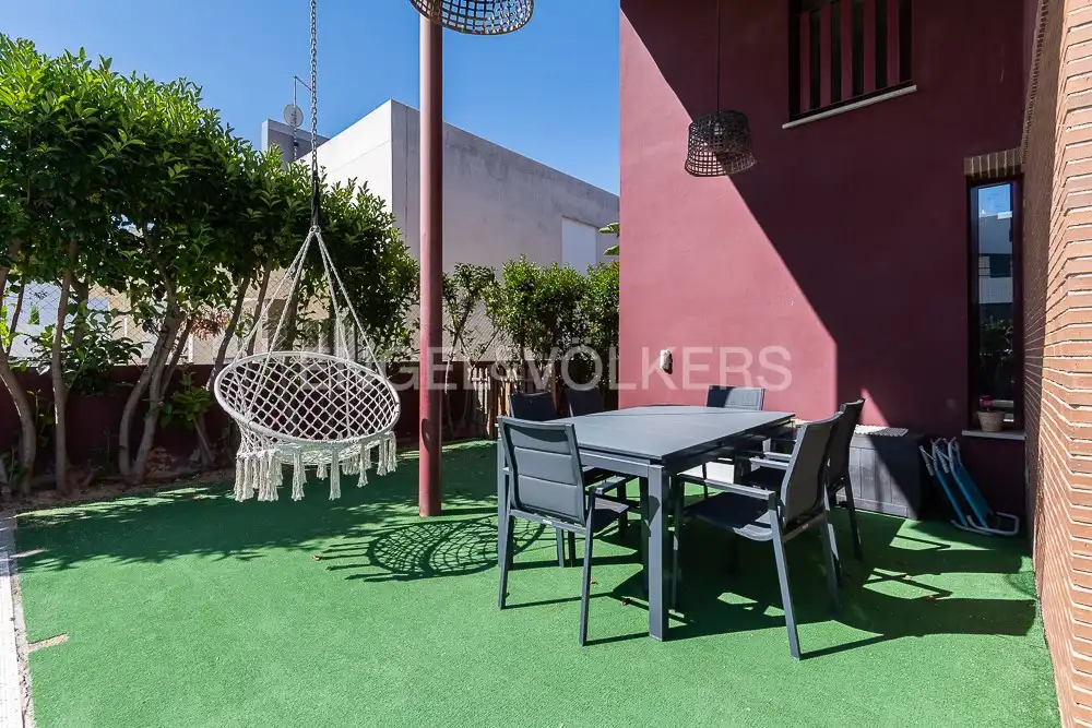 Terrace of Houses for rent in Paterna  with Air Conditioner, Heating and Private garden
