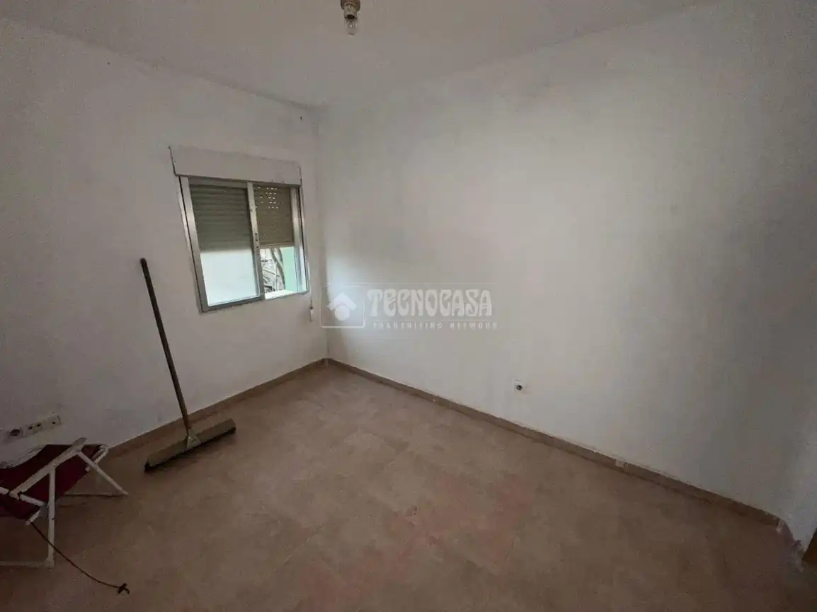 Casa adosada en venda a Dehesilla de Calamón - Campomanes