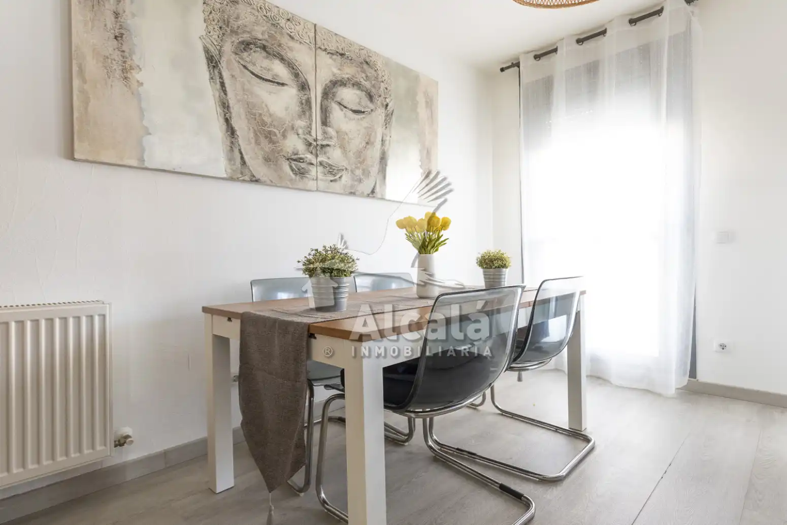 Esszimmer von Wohnung zum Verkauf in Villalbilla mit Klimaanlage, Heizung und Terrasse