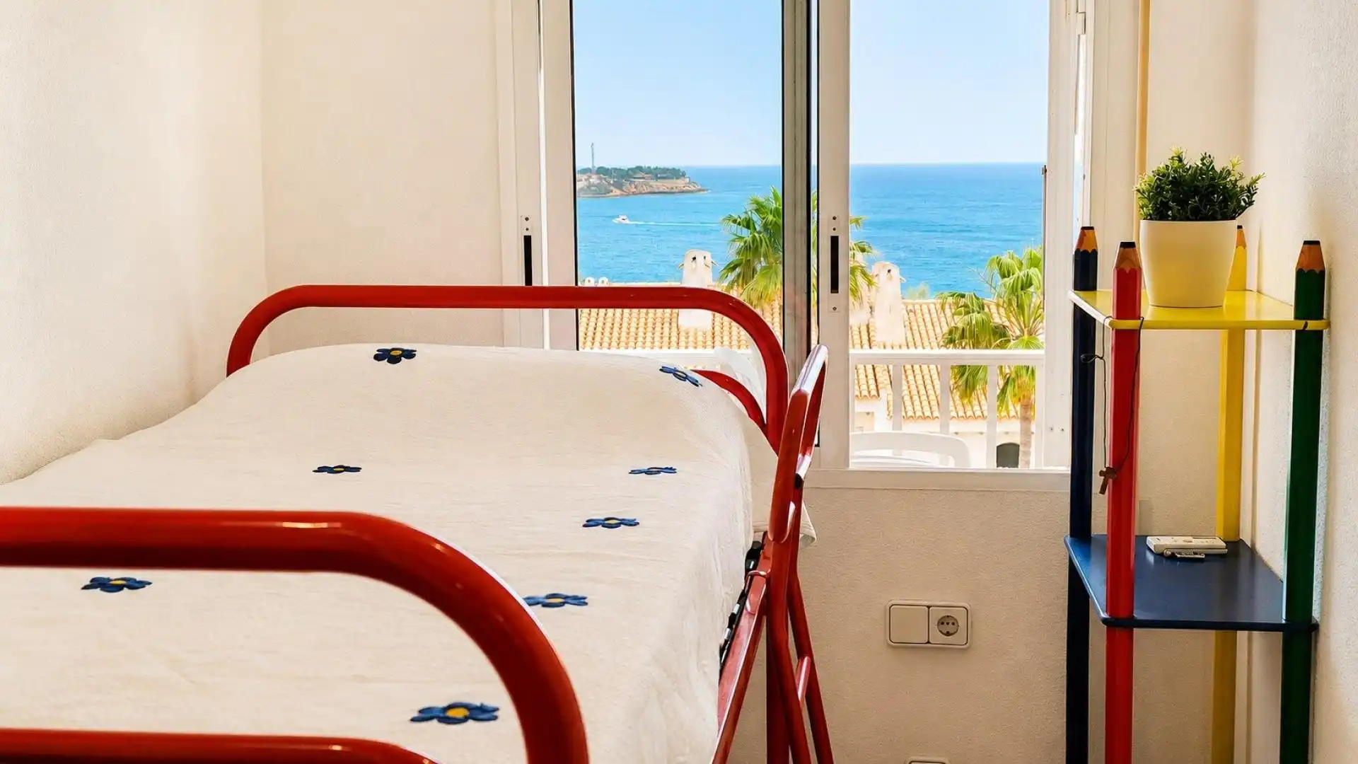 Habitación de Dúplex en venta en Bigastro con Aire acondicionado, Terraza y Piscina comunitaria