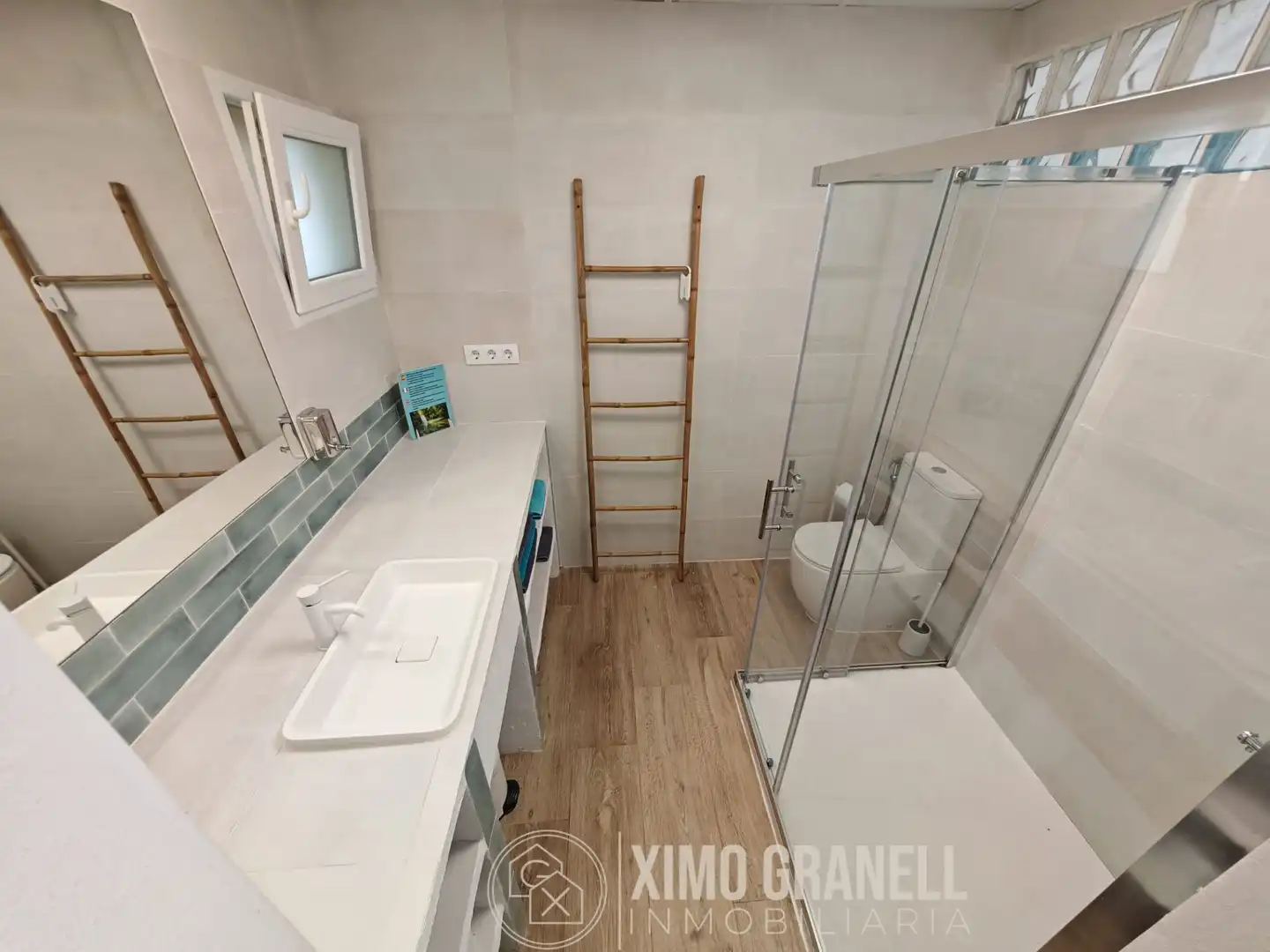 Badezimmer von Country house zum Verkauf in Sagunto / Sagunt mit Klimaanlage, Heizung und Privatgarten