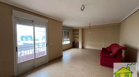 Foto 4 de Piso en venta en Corredera Capuchinos, Andújar, Jaén