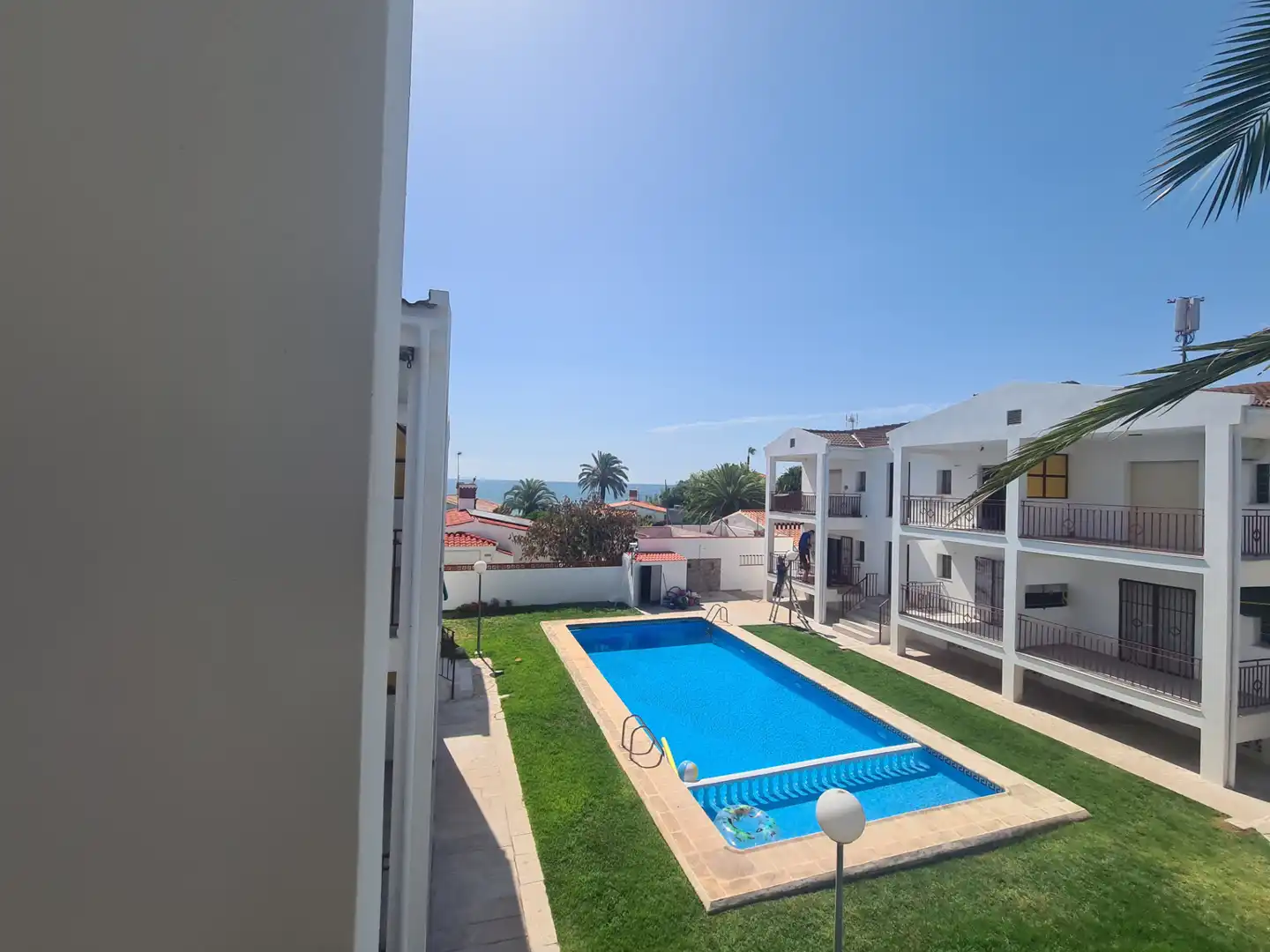 Piscina de Apartament en venda en Vinaròs amb Terrassa, Traster i Moblat