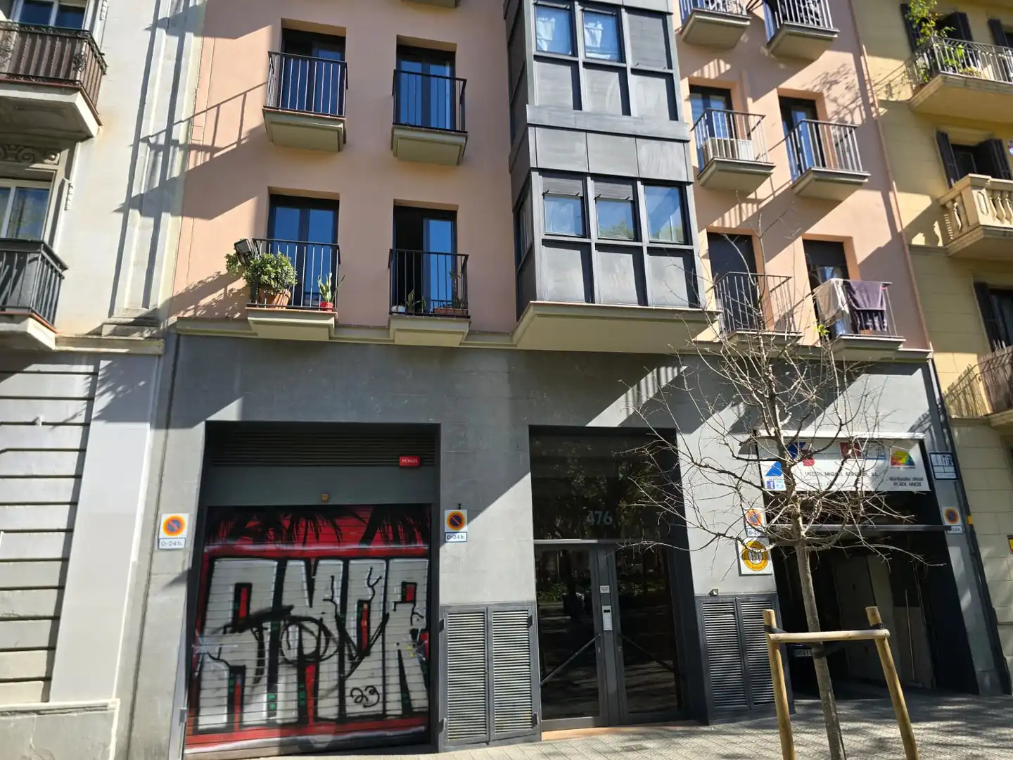 Vista exterior de Pis en venda en Barcelona amb Aire condicionat, Calefacció i Parquet
