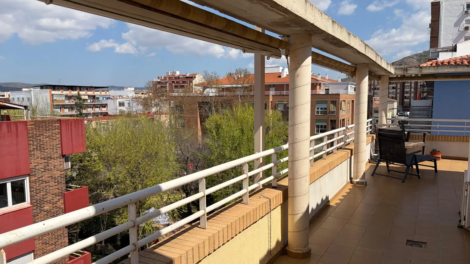 Terraza de Ático en venta en Villena con Aire acondicionado, Calefacción y Parquet