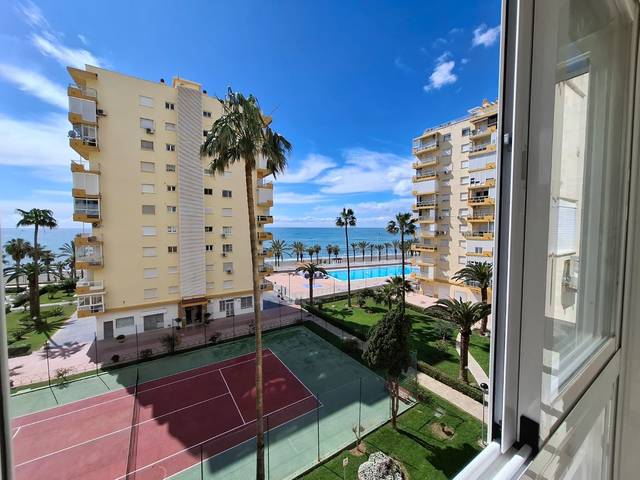 Piso en Venta en PUEBLO NUEVO en Algarrobo Costa