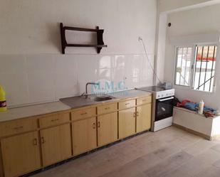 Cuina de Casa o xalet de lloguer en Roquetas de Mar amb Moblat
