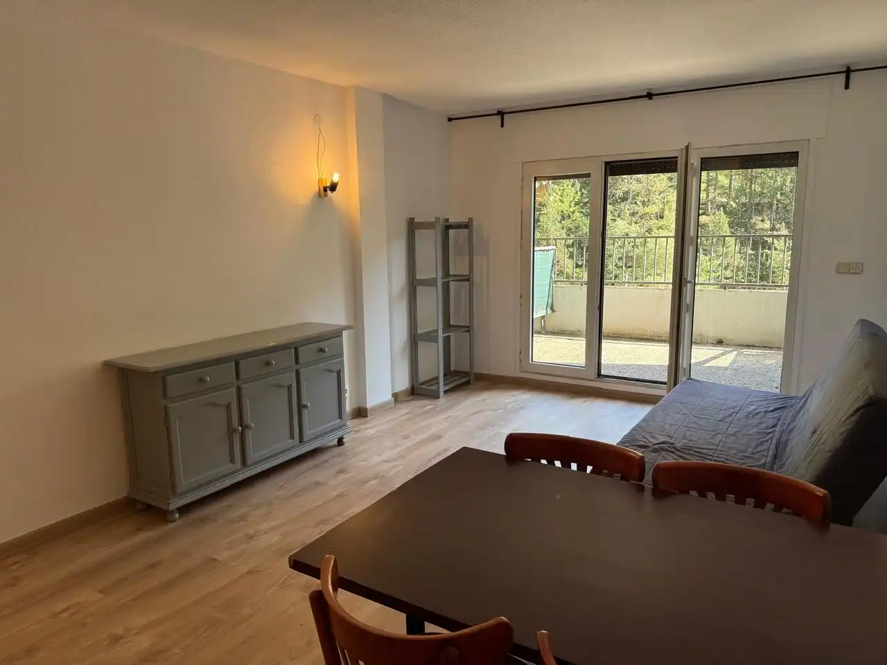 Habitación de Estudio de alquiler en Canillo con Calefacción, Terraza y Amueblado