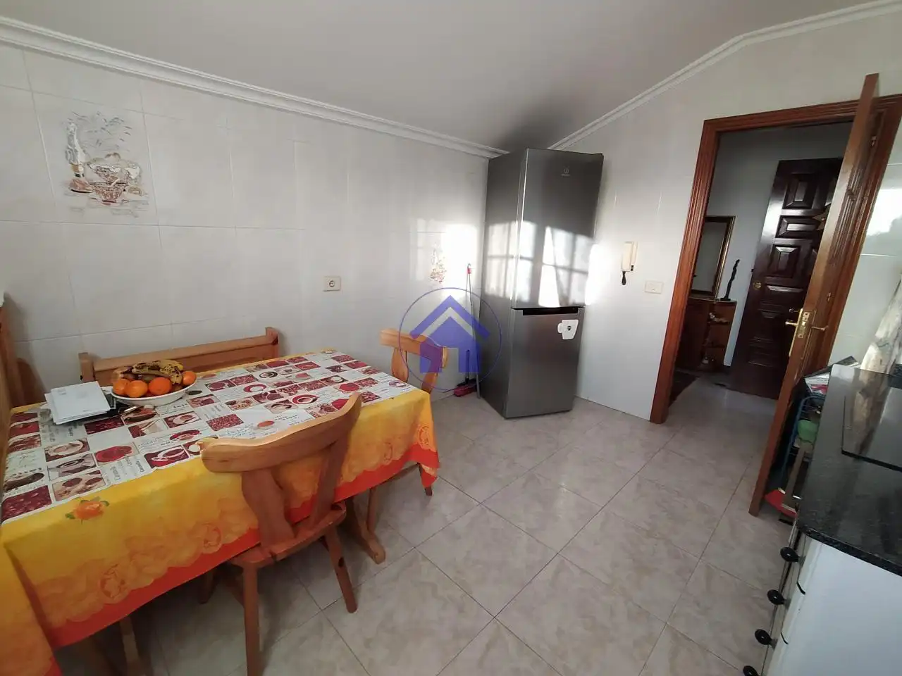 Cuina de Àtic en venda en Vigo  amb Calefacció, Parquet i Terrassa