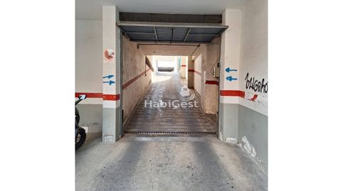 Foto 2 de Garaje de alquiler en Calle Ramon Turro, La Devesa, Girona Capital