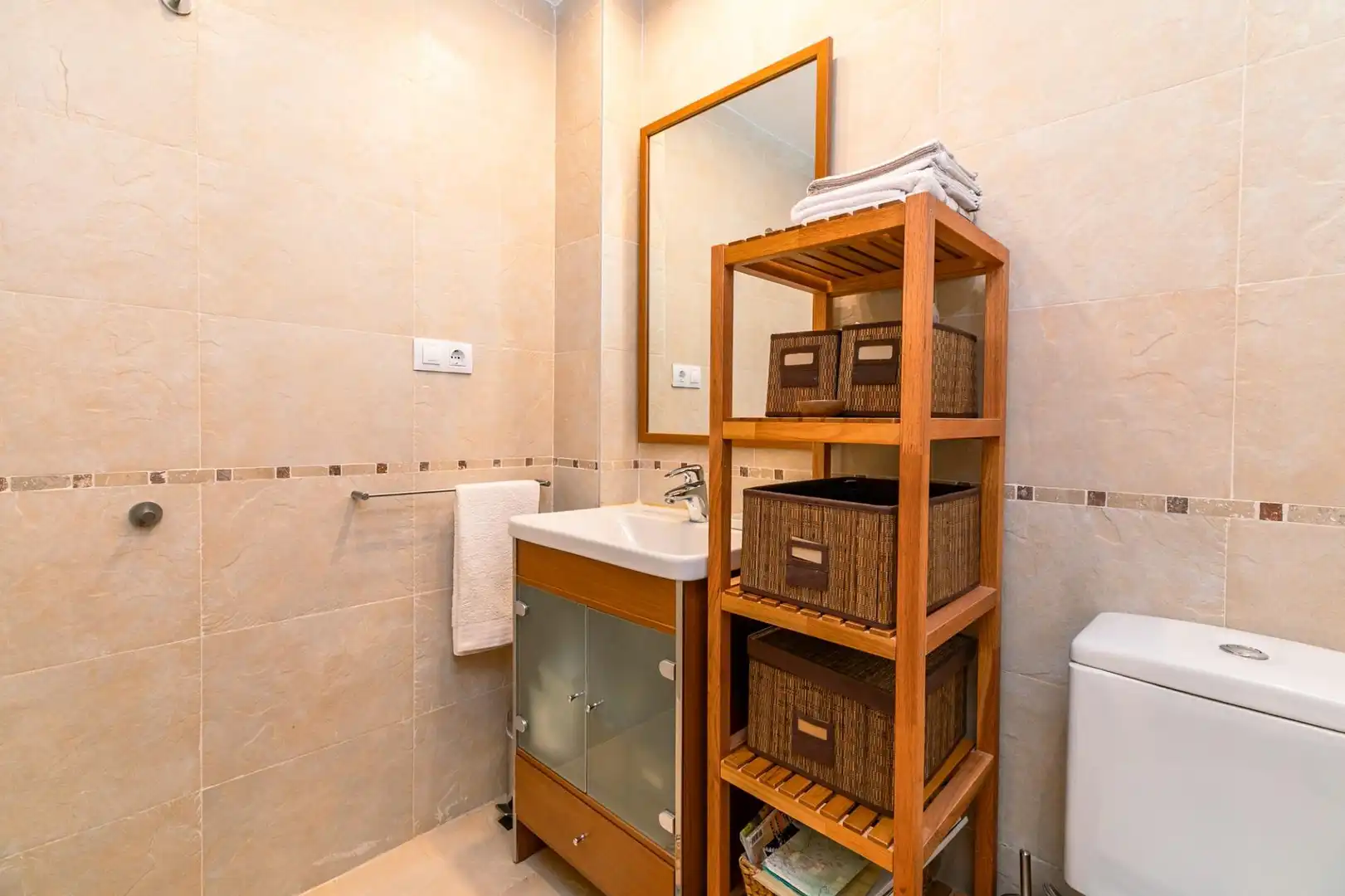 Baño de Dúplex en venta en Sabiñánigo con Calefacción, Terraza y Trastero