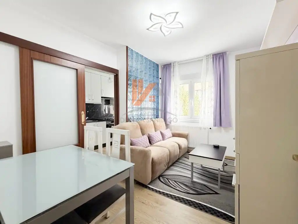 Mini appartamento con ascensore in vendita a Rua Ulla