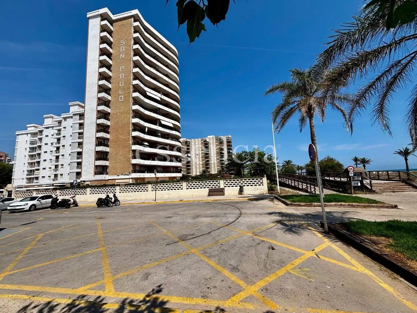 Parking de Apartamento en venta en Gandia con Jardín privado, Terraza y Balcón