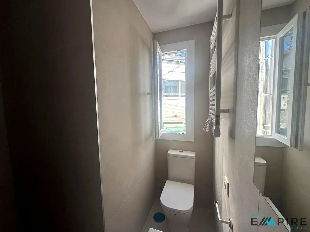 Bathroom of Flat for share in Pozuelo de Alarcón  with Heating, Furnished and Balcony