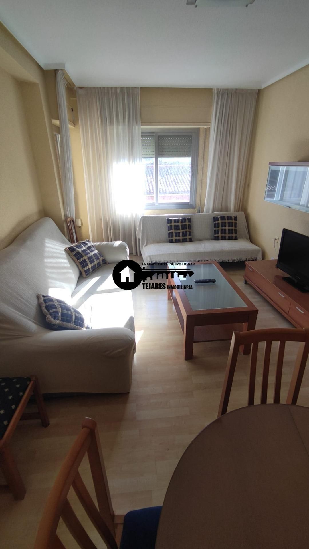 Living room of Flat to rent in  Albacete Capital  with Air Conditioner, Heating and Balcony