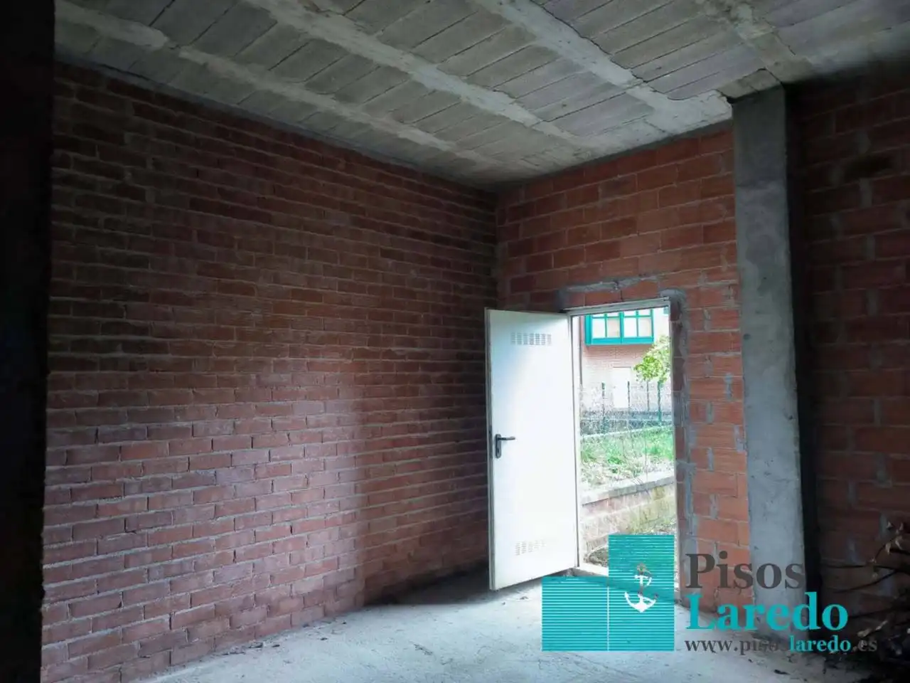 Flat with garden for sale in Calle barrio la somadilla, imagen 3
