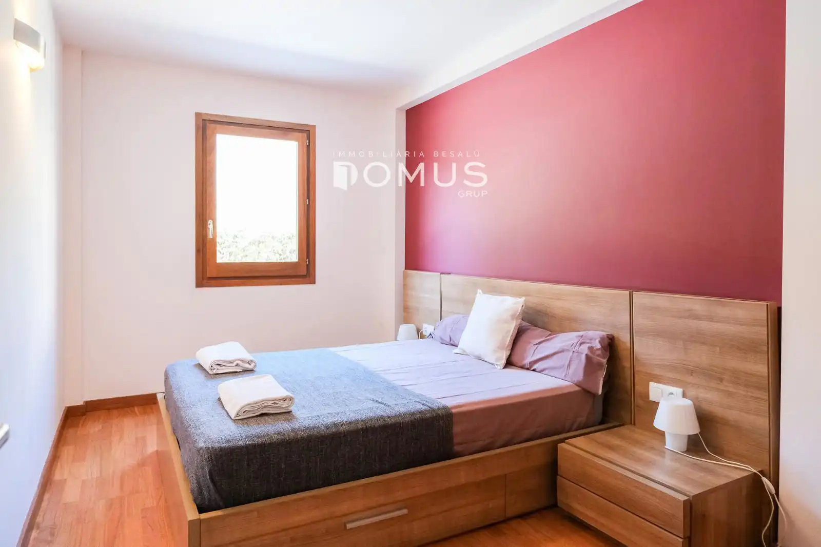 Bedroom of Houses for sale in Besalú  with Air Conditioner, Heating and Parquet flooring