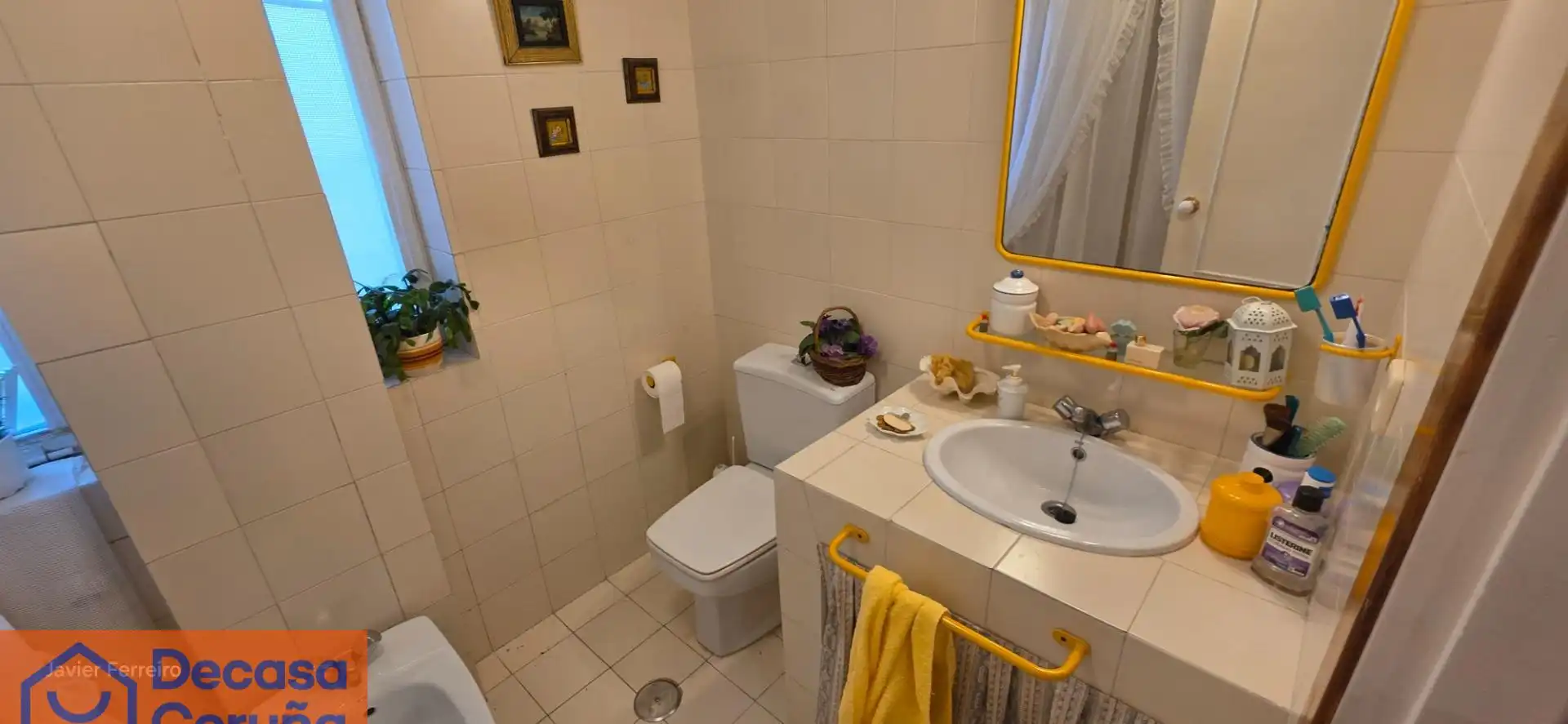 Baño de Piso en venta en Oleiros con Calefacción, Terraza y Trastero