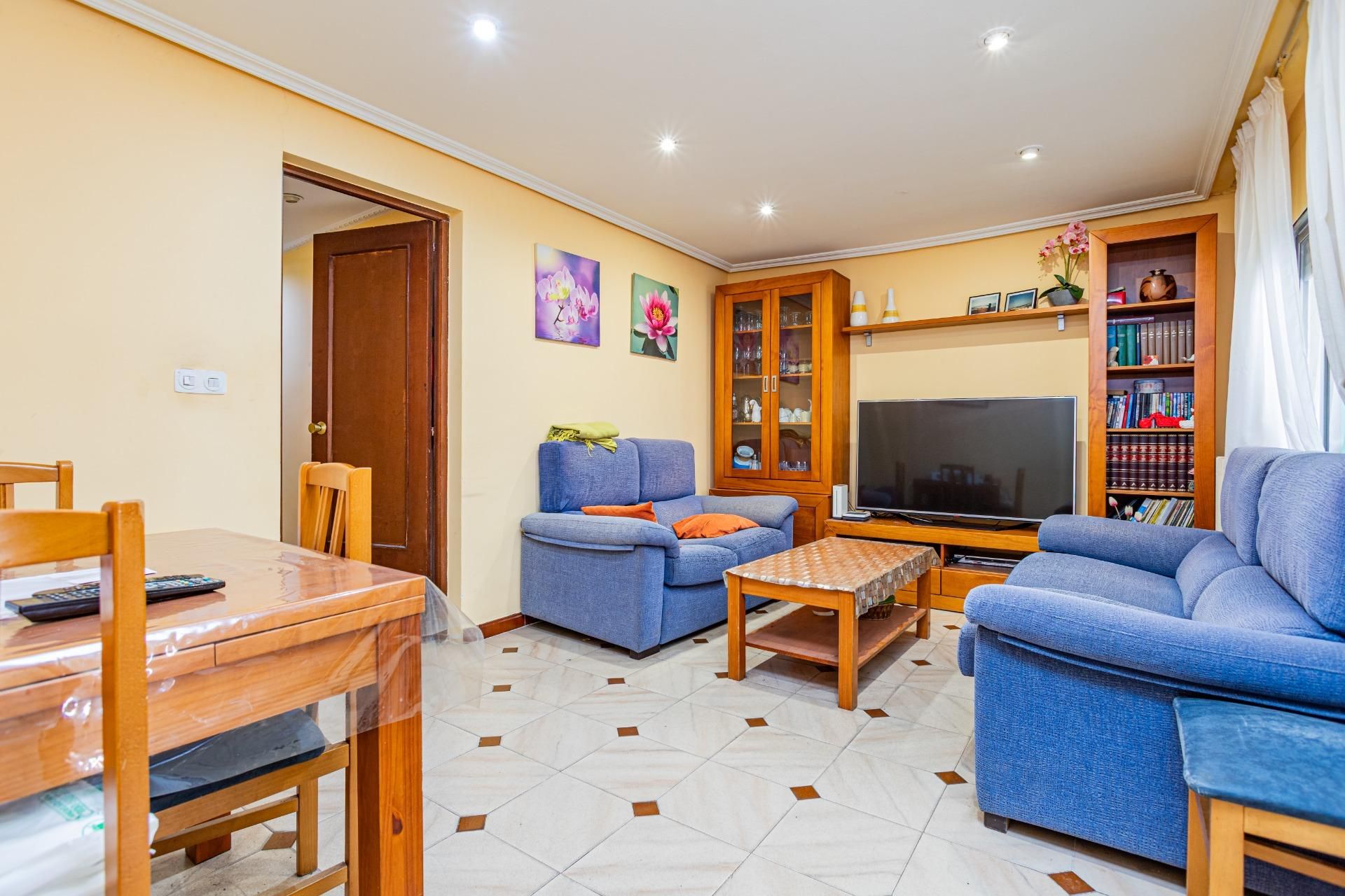 Living room of House or chalet for sale in  Madrid Capital  with Air Conditioner