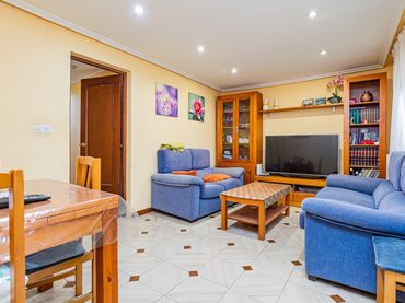 Villa zum Verkauf in Fuencarral - El Pardo