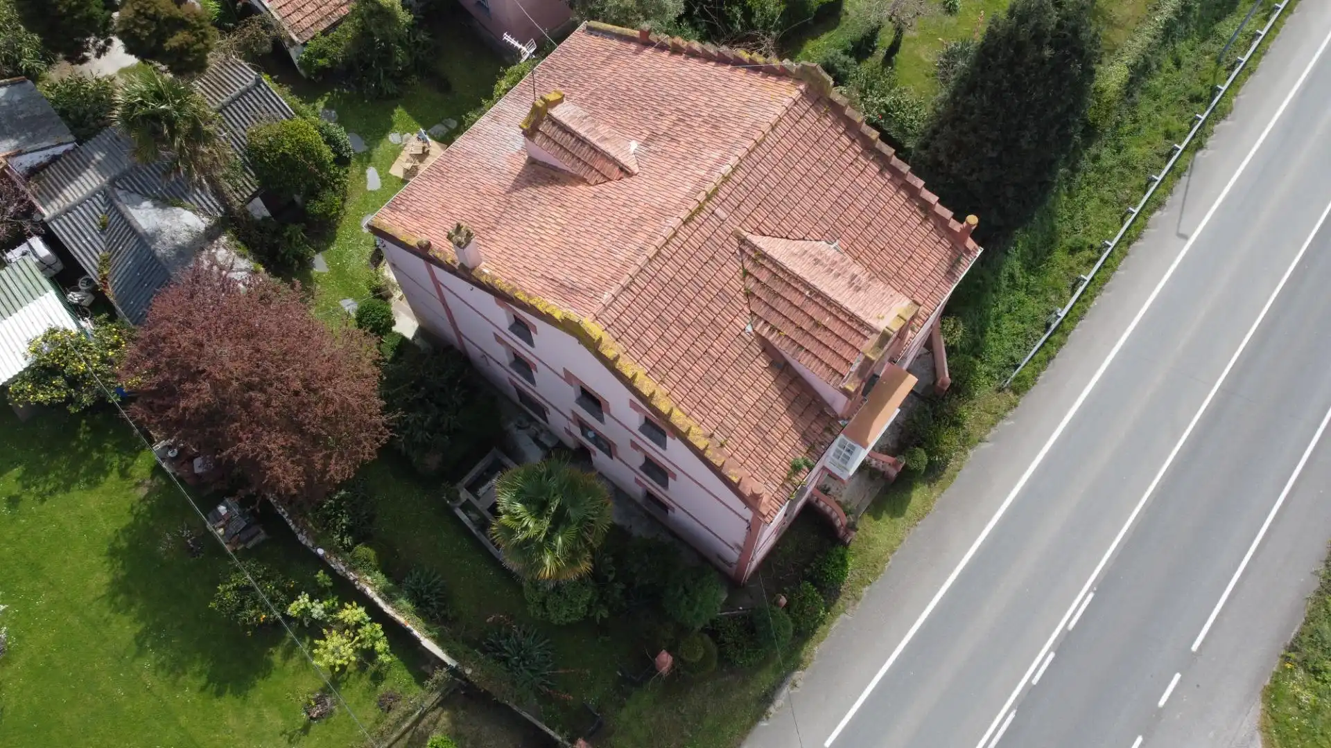 Vista exterior de Casa o chalet en venta en Tapia de Casariego con Jardín privado, Amueblado y Balcón
