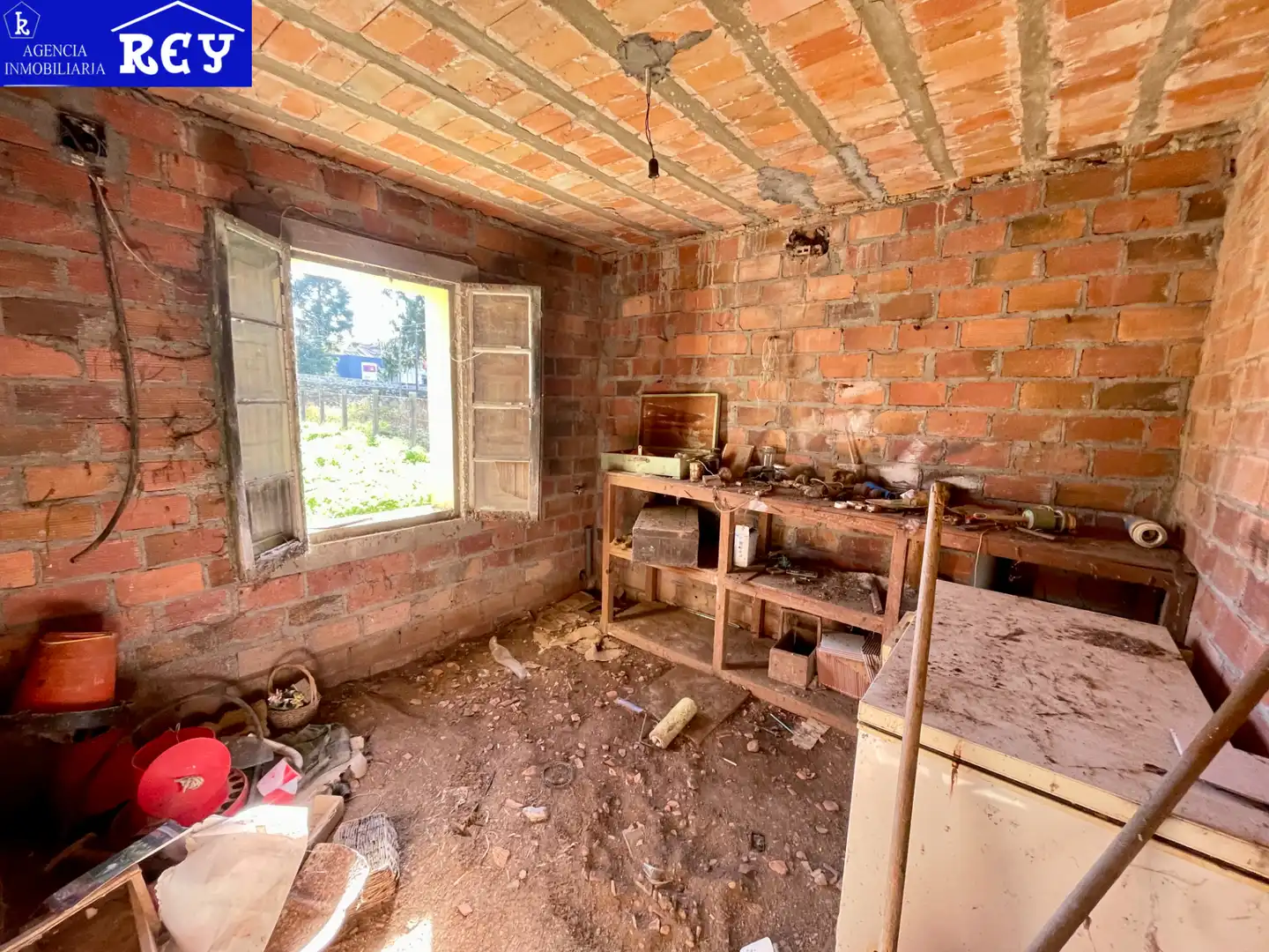 Casa o xalet en venda en Santiago de Compostela  amb Jardí privat, Terrassa i Moblat