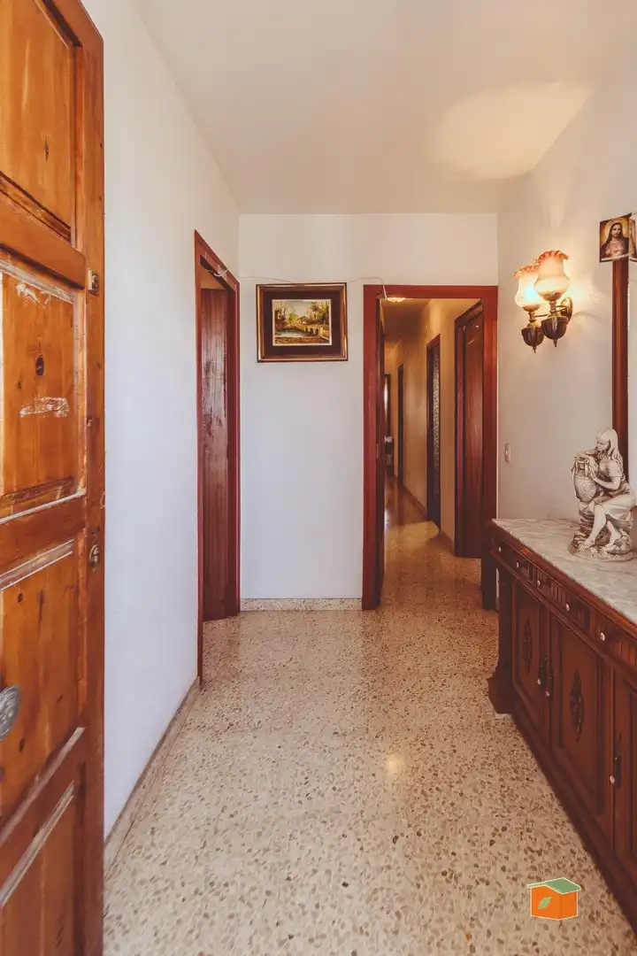 Piso en venta en Santa Bàrbara con Amueblado y Balcón