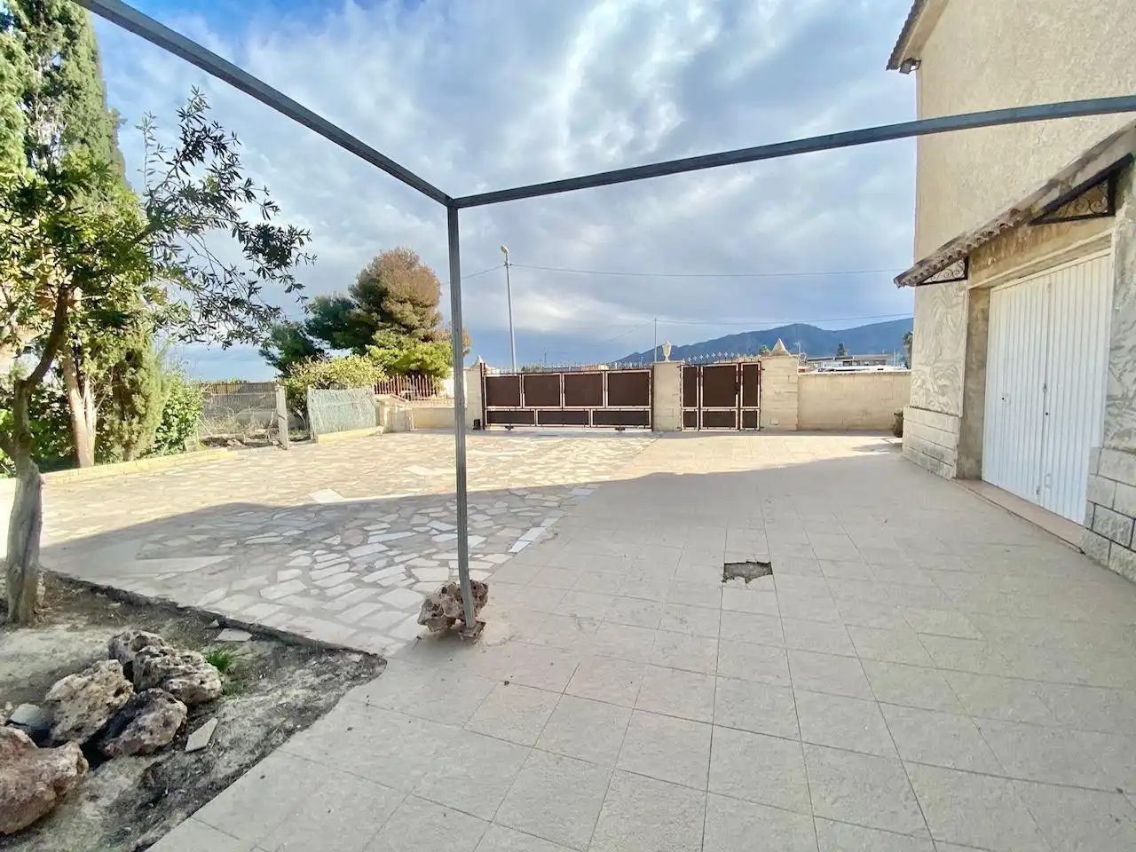 Terrassa de Casa o xalet en venda en Orihuela amb Aire condicionat, Calefacció i Jardí privat