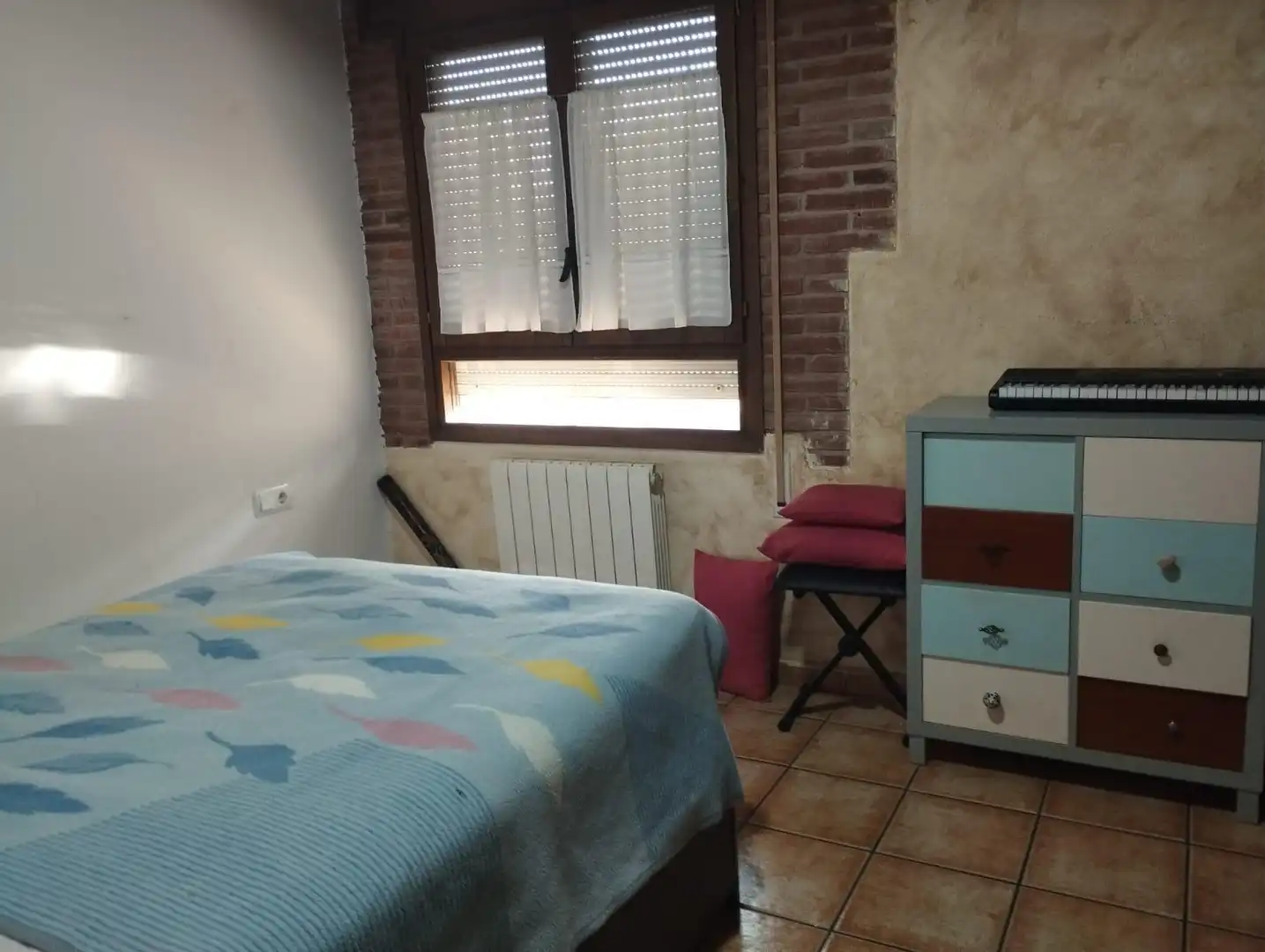 Dormitori de Local en venda en Botarell amb Aire condicionat