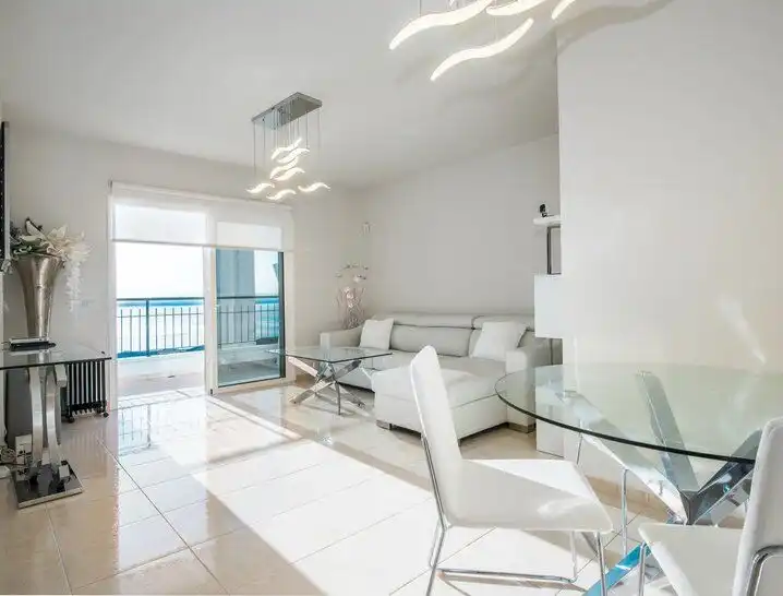 Sala d'estar de Apartament en venda en Adeje amb Terrassa i Moblat