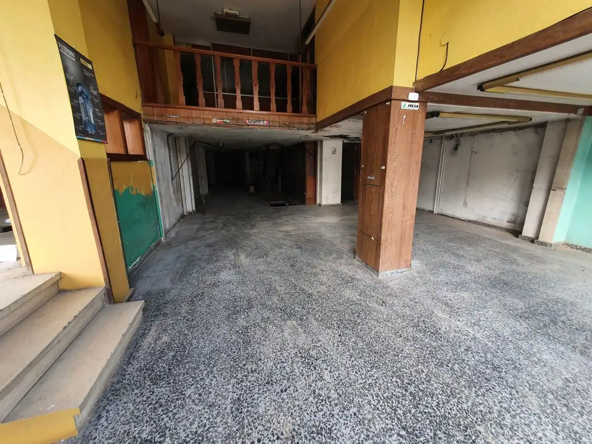Local comercial en venta en Milán - Pumarín - Teatinos, imagen 5