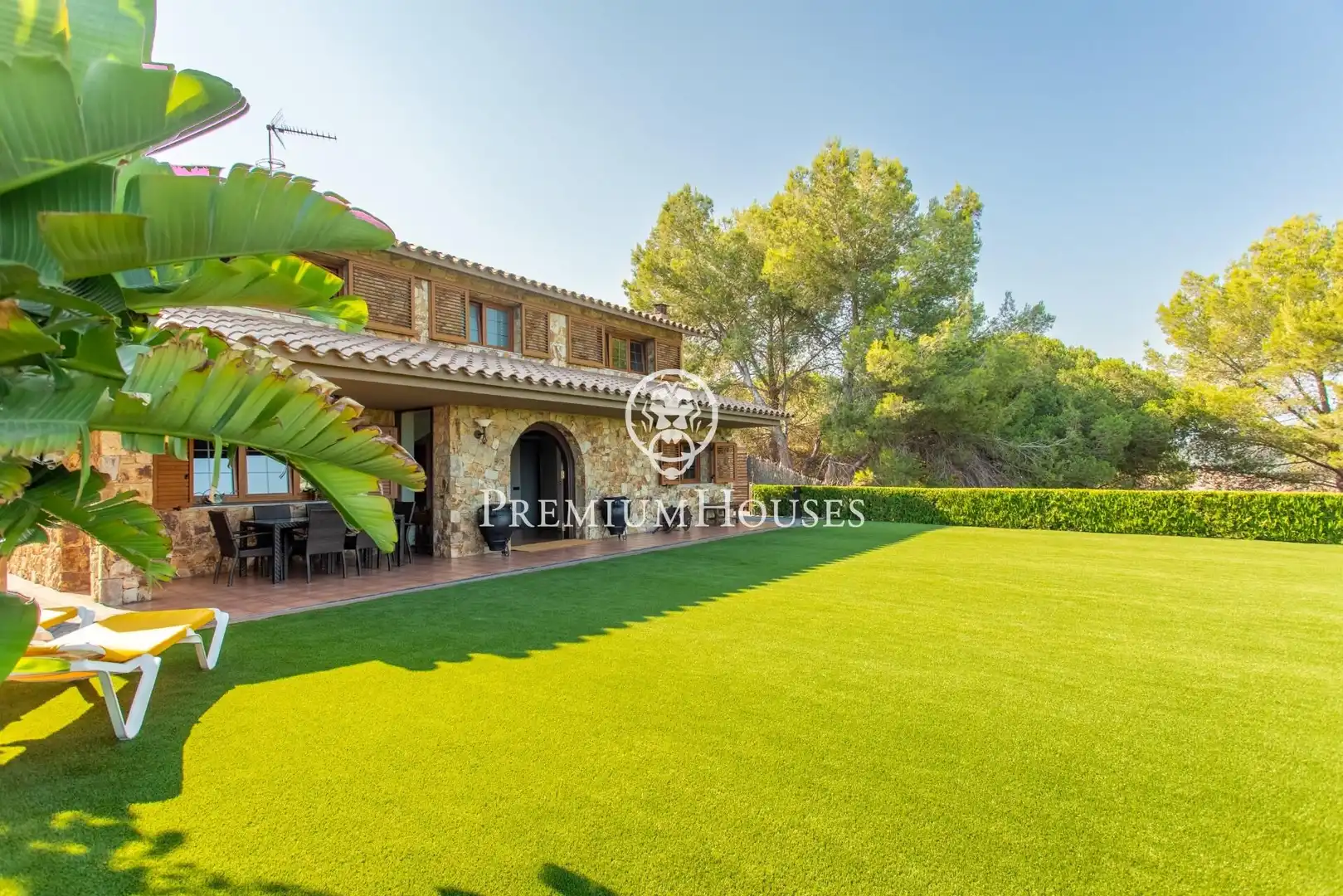 Vista exterior de Casa o xalet en venda en Argentona amb Calefacció, Jardí privat i Terrassa
