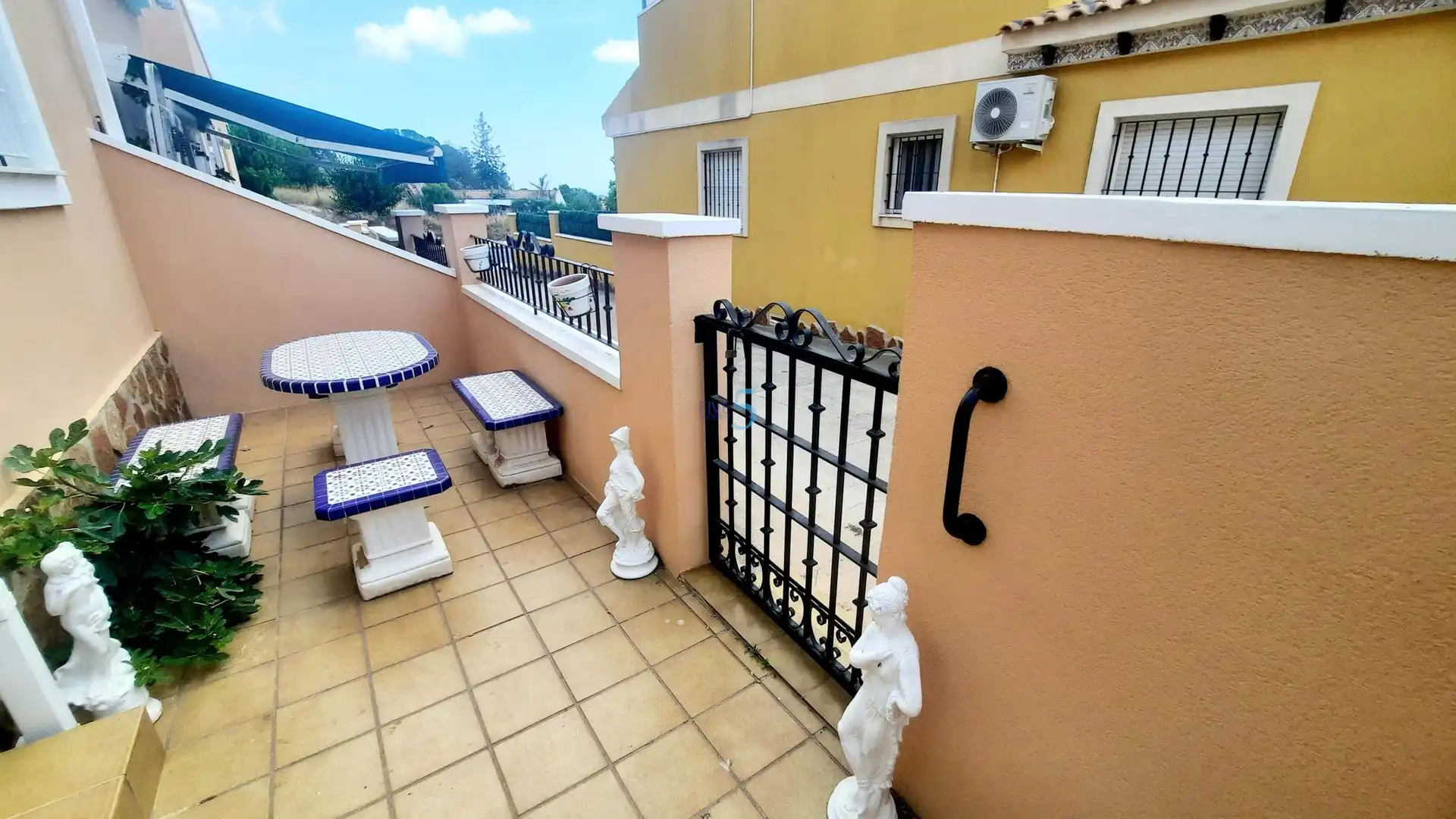 Terraza de Casa adosada en venta en Pilar de la Horadada con Terraza
