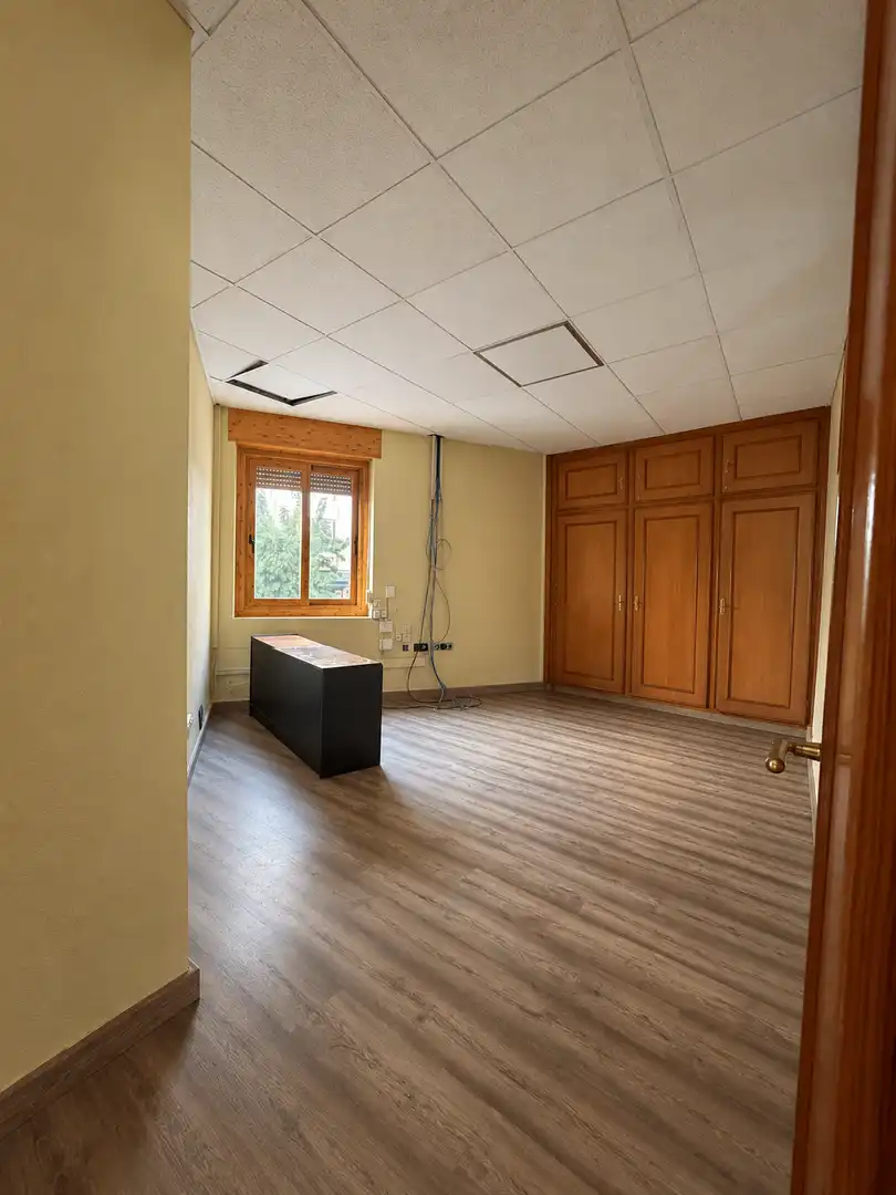 Industrial building to rent in COLON, imagen 9