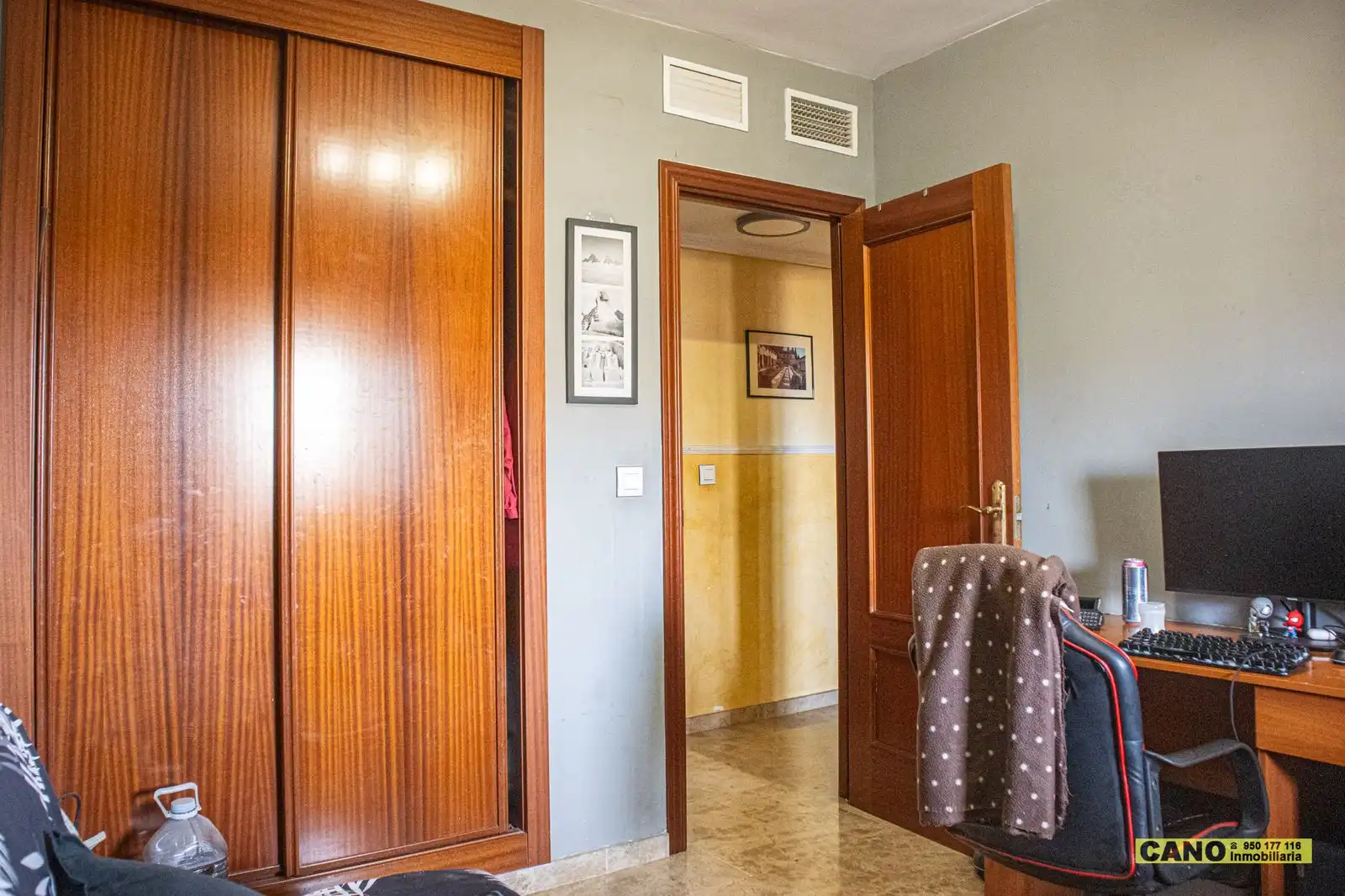Flat for sale in Roquetas de Mar  with Terrace and Swimming Pool