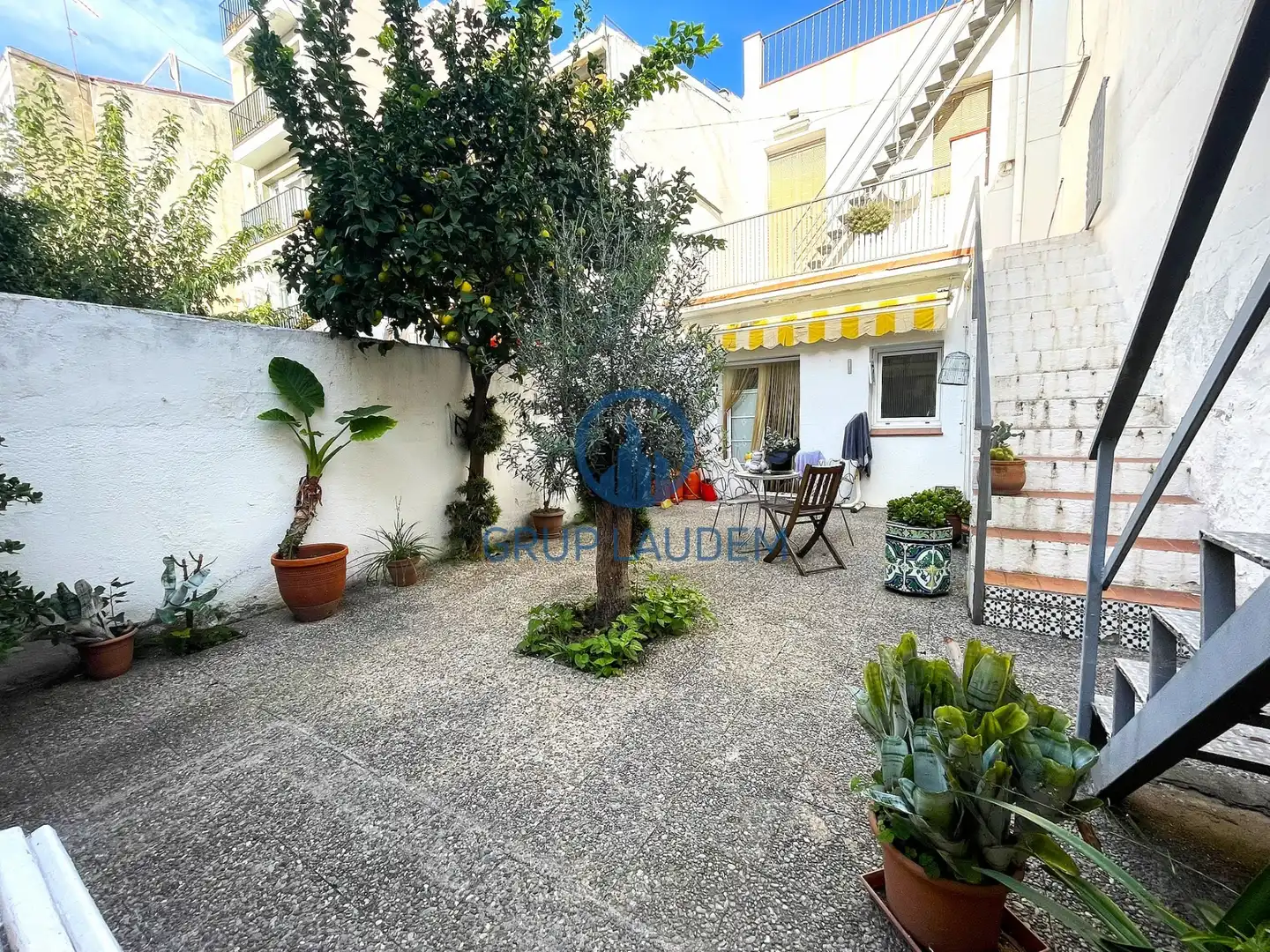 Garden of Houses for sale in Mataró  with Terrace, Storage room and Oven