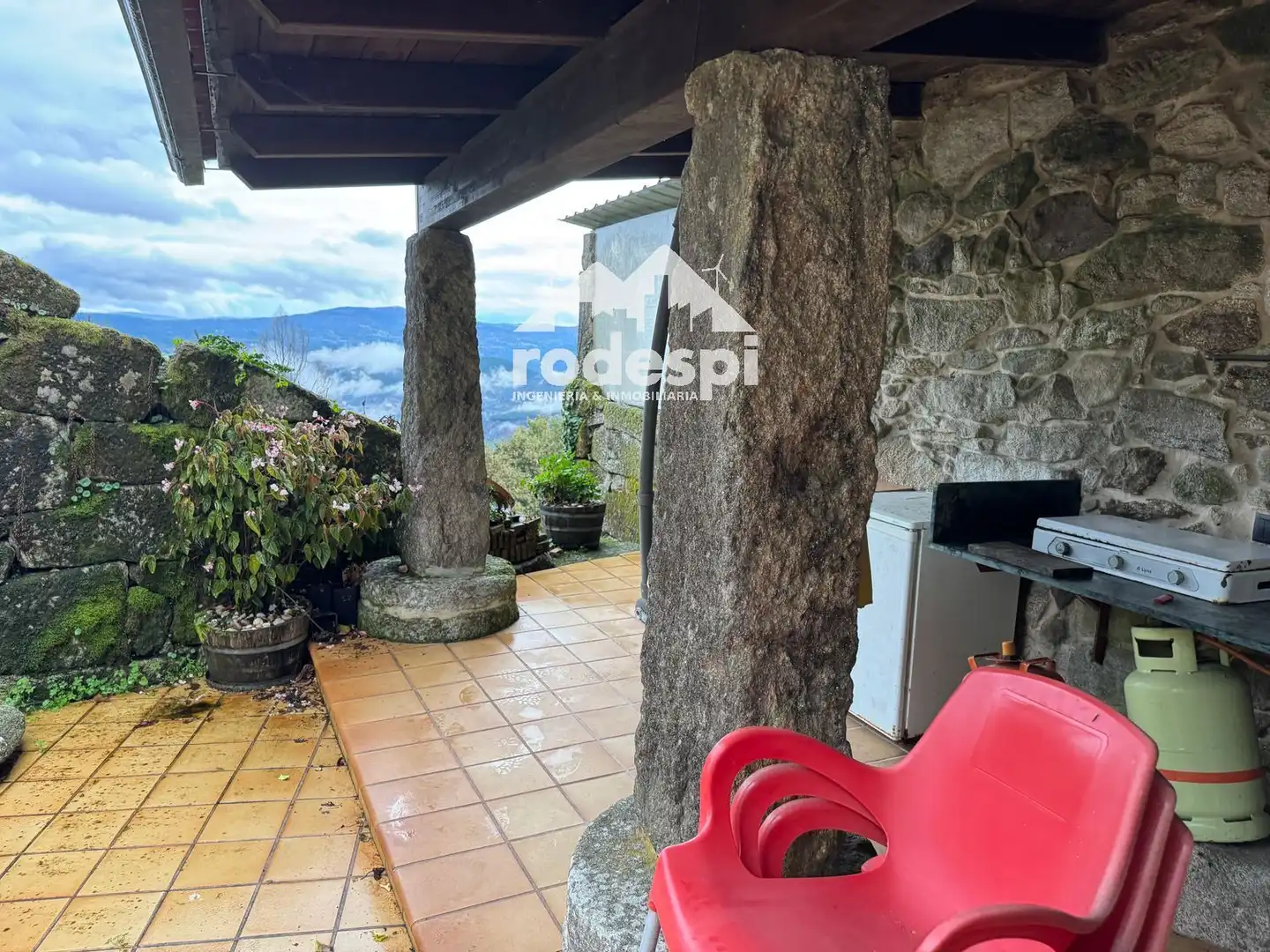 Terraza de Casa o chalet en venta en Crecente con Terraza, Trastero y Amueblado