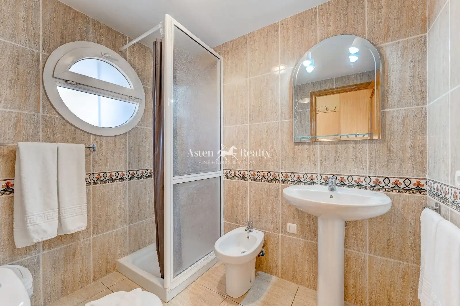 Others with lift for sale in Guargacho, imagen 50