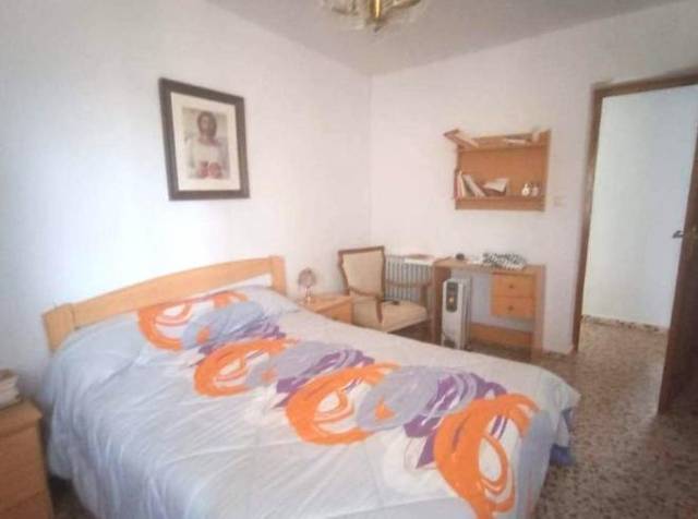 Casa-chalet en Venta en * en Torredelcampo