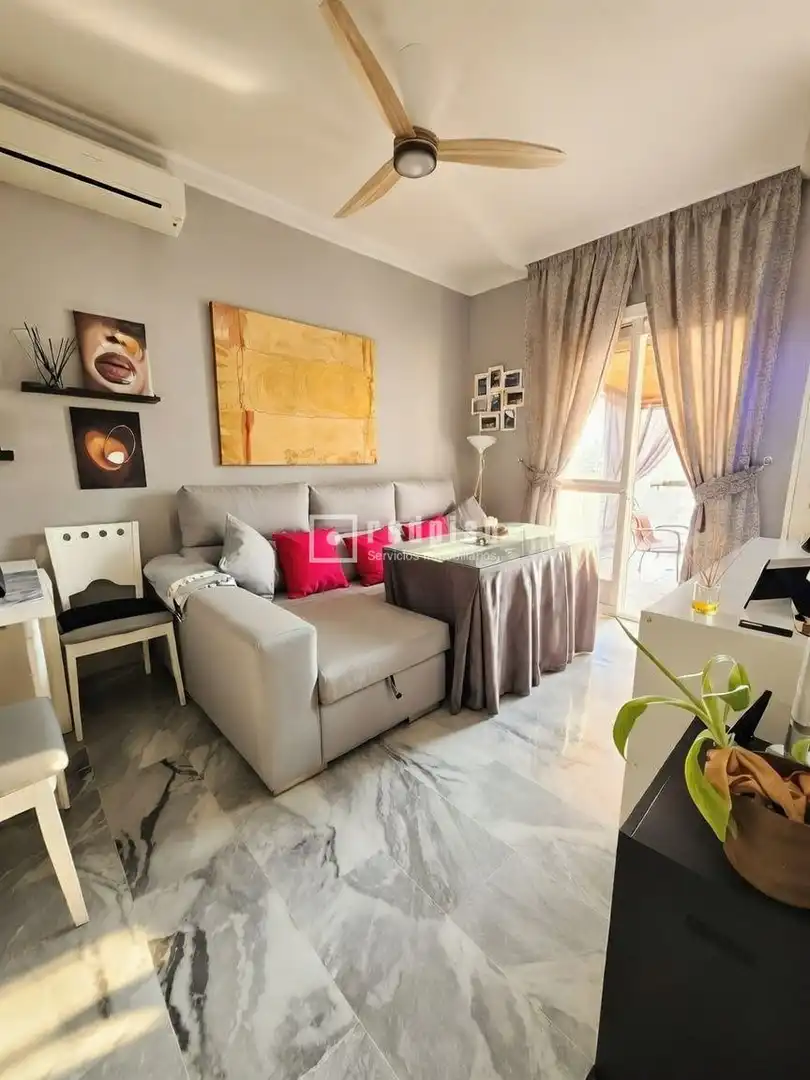 Habitación de Casa o chalet en venta en Mairena del Aljarafe con Aire acondicionado, Terraza y Trastero