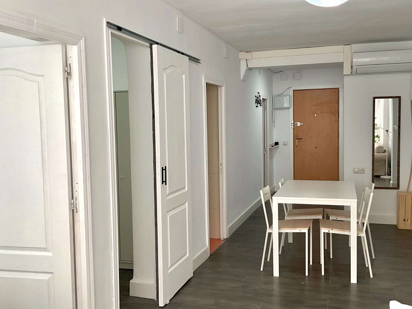 Flat to rent in  Valencia Capital  with Air Conditioner, Parquet flooring and Furnished
