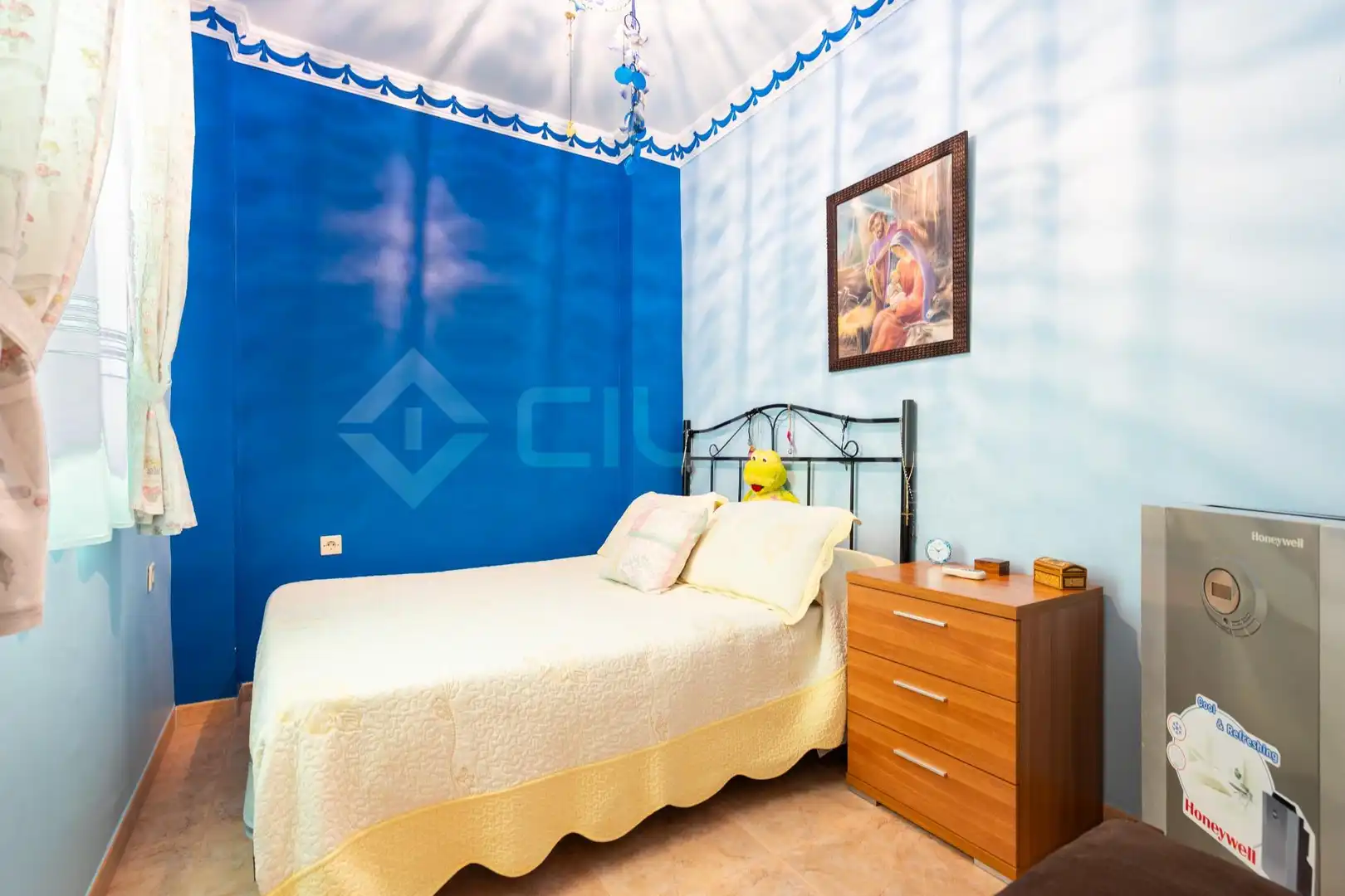 Bedroom of Houses for sale in Sevilla